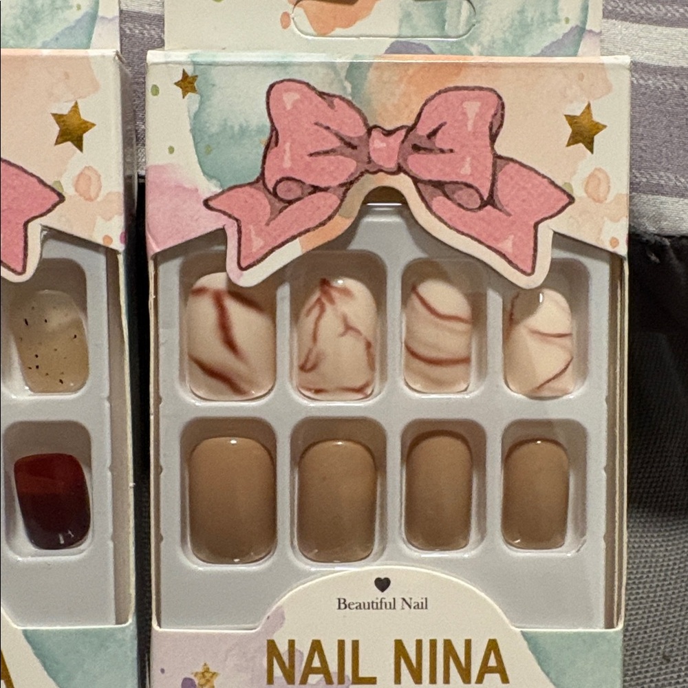 NIB Nail Nina Set of 2 Press On Sets - Picture 3 of 3